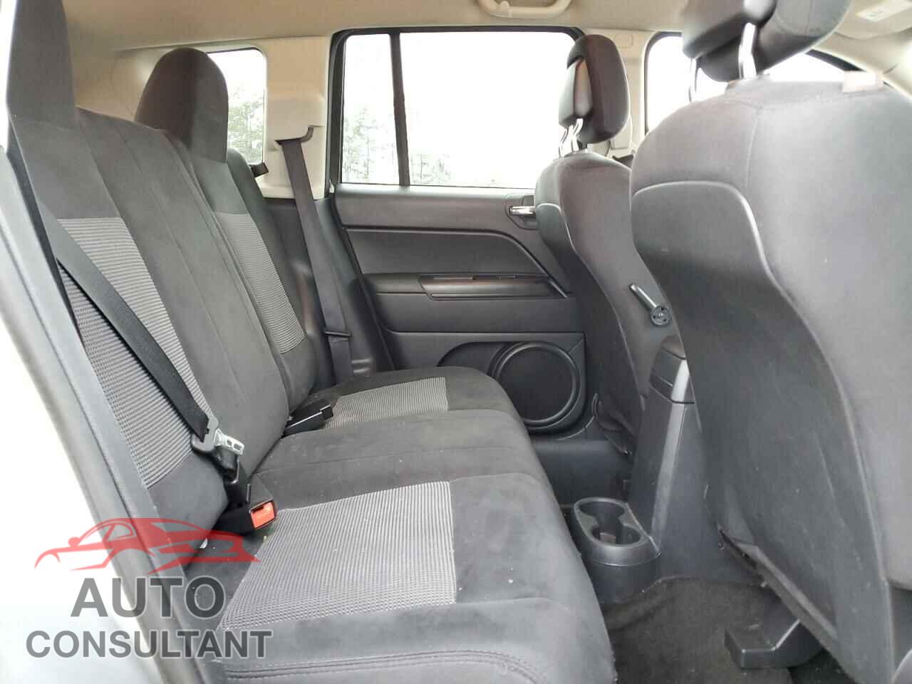 JEEP COMPASS 2015 - 1C4NJCBAXFD156199