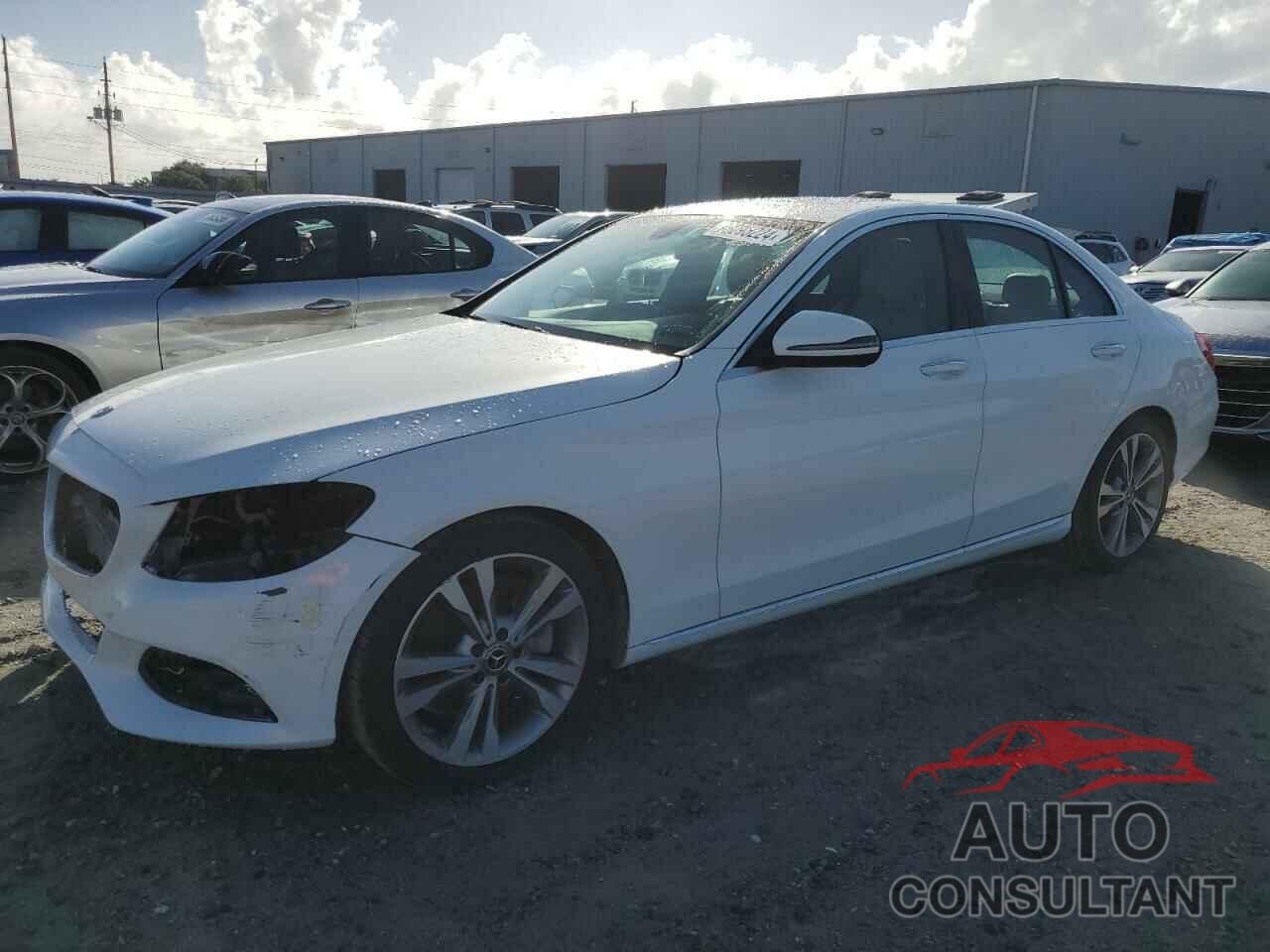 MERCEDES-BENZ C-CLASS 2018 - 55SWF4JBXJU248757
