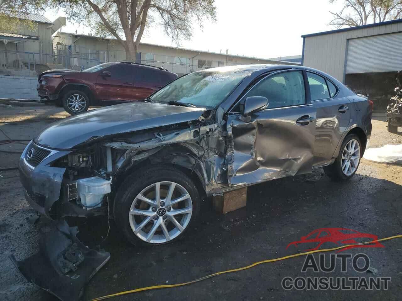 LEXUS IS 2012 - JTHCF5C29C5057972