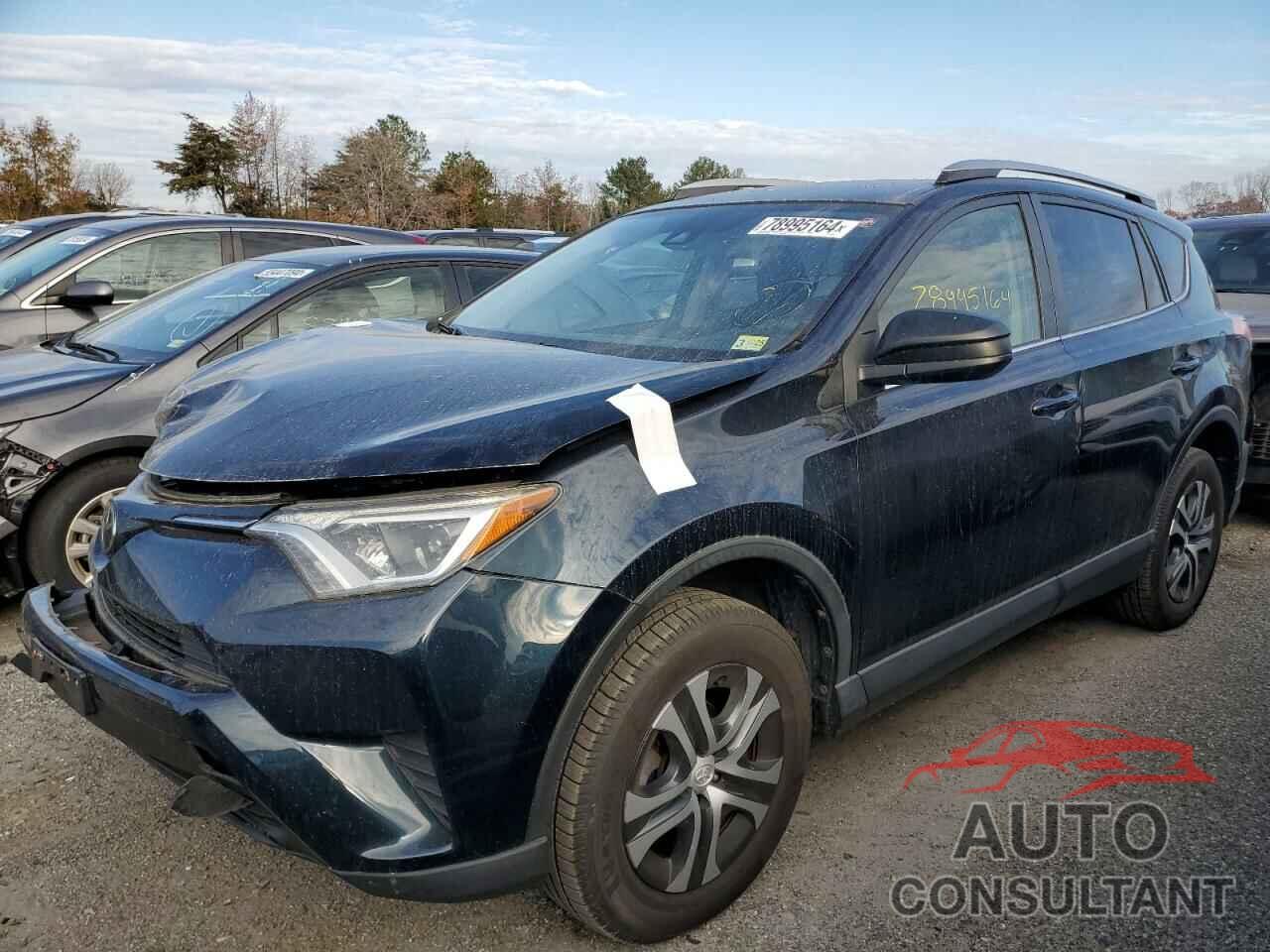 TOYOTA RAV4 2017 - JTMBFREV9HJ144314