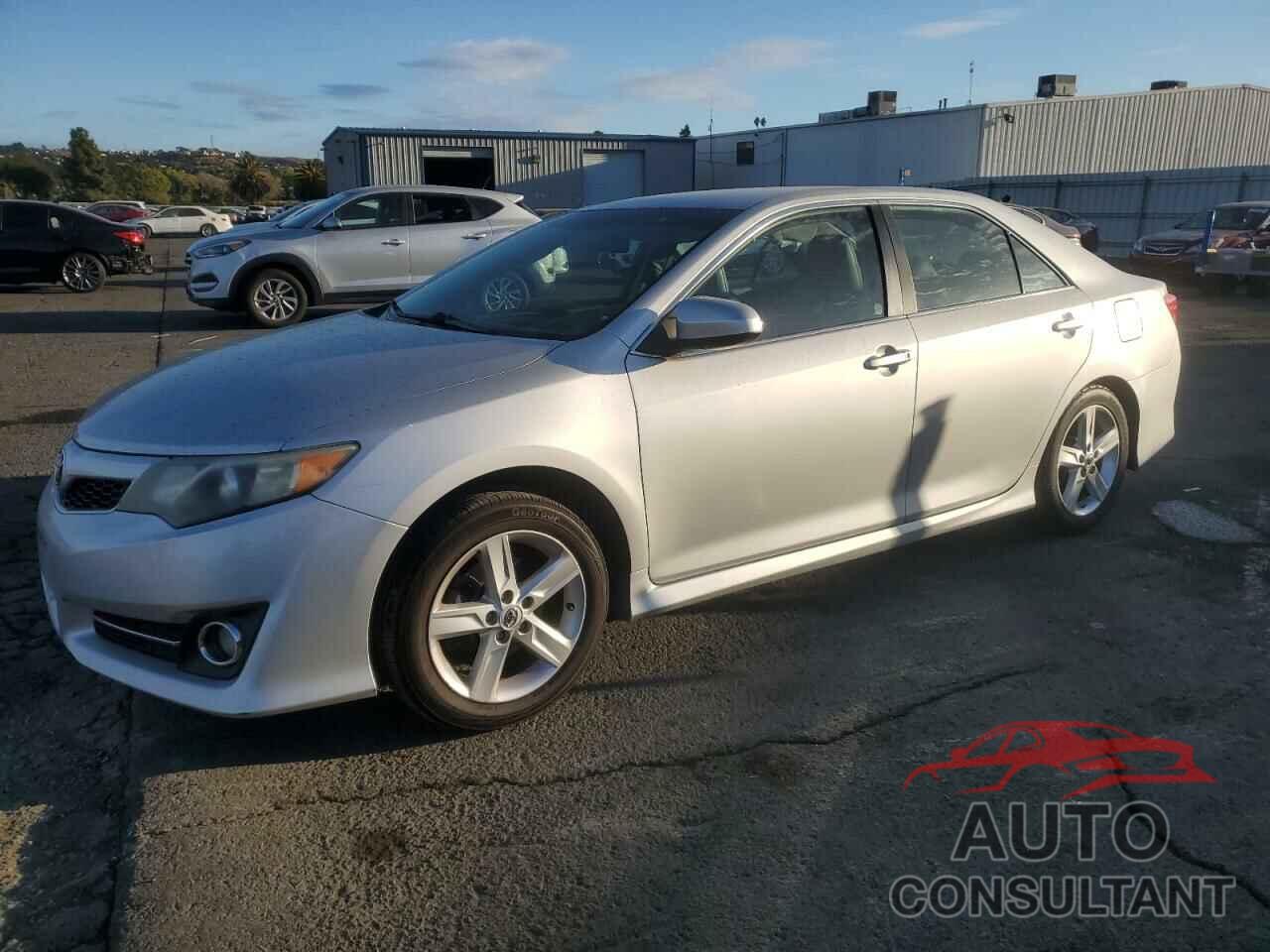 TOYOTA CAMRY 2014 - 4T1BF1FK4EU770378