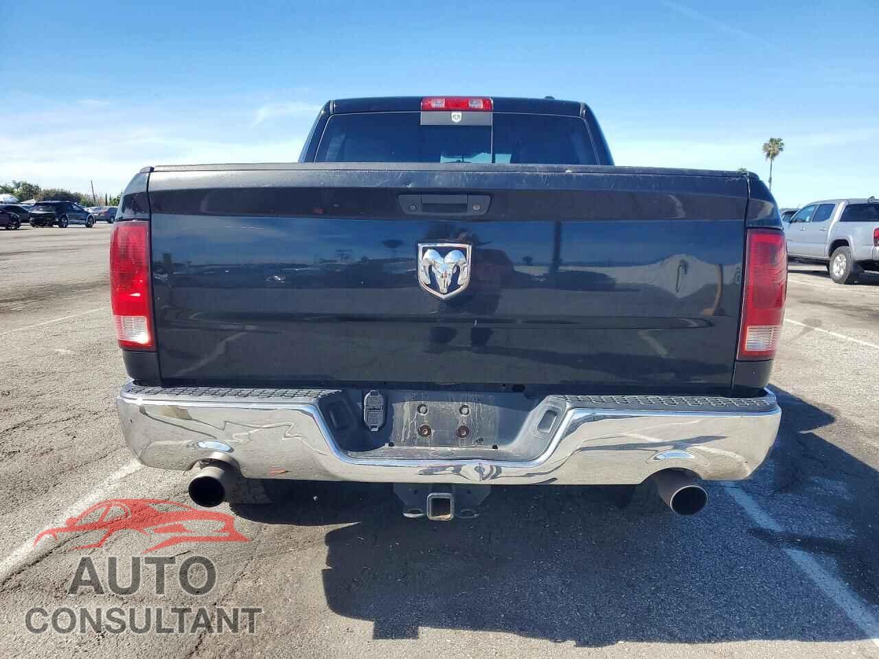DODGE RAM 1500 2012 - 1C6RD7NT2CS338653