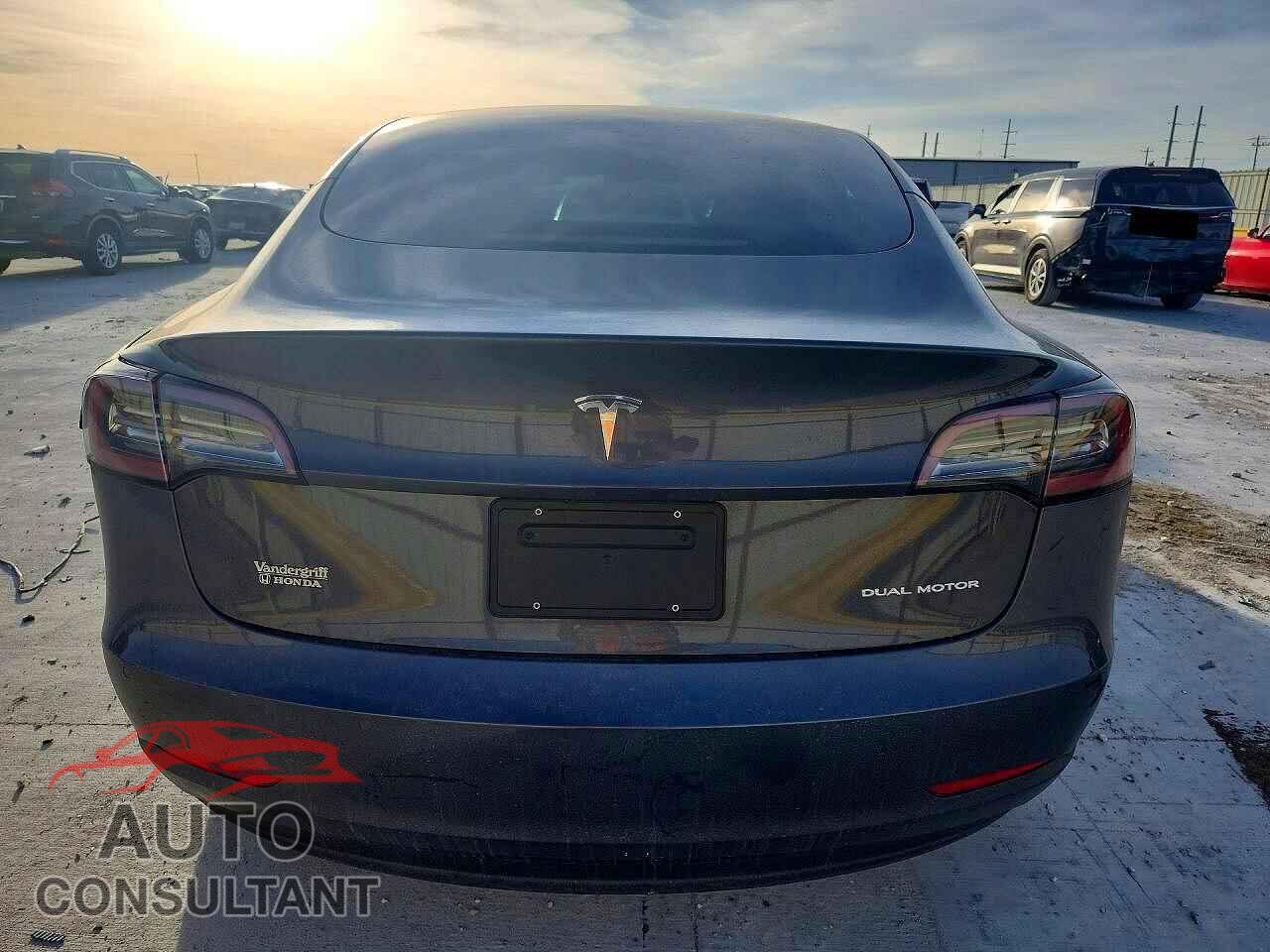 TESLA MODEL 3 2021 - 5YJ3E1EBXMF983288