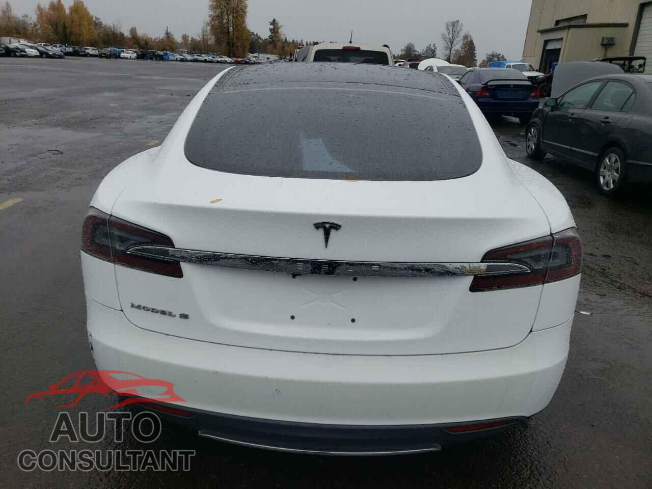 TESLA MODEL S 2013 - 5YJSA1CN0DFP04497