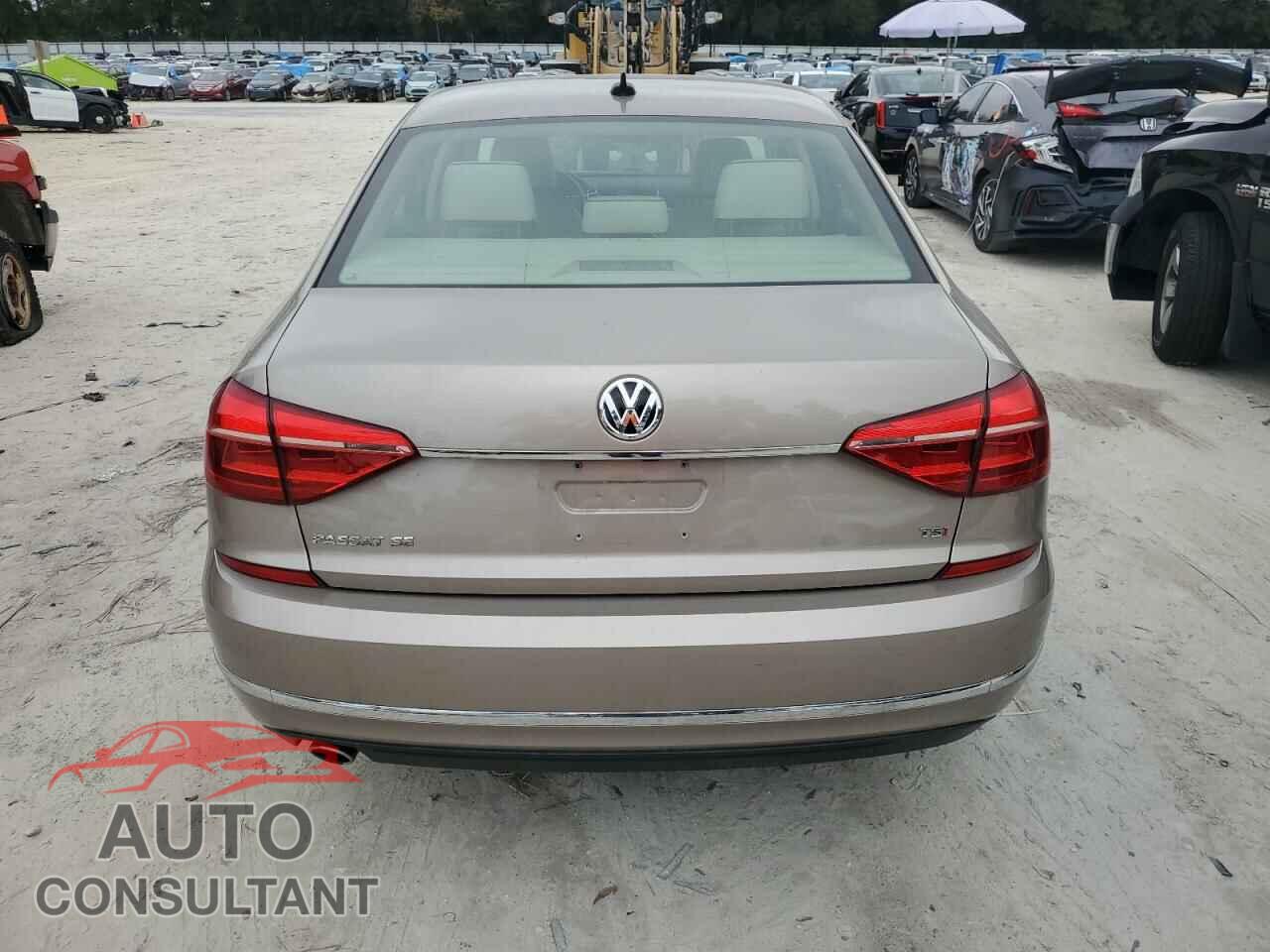 VOLKSWAGEN PASSAT 2016 - 1VWBS7A36GC036348