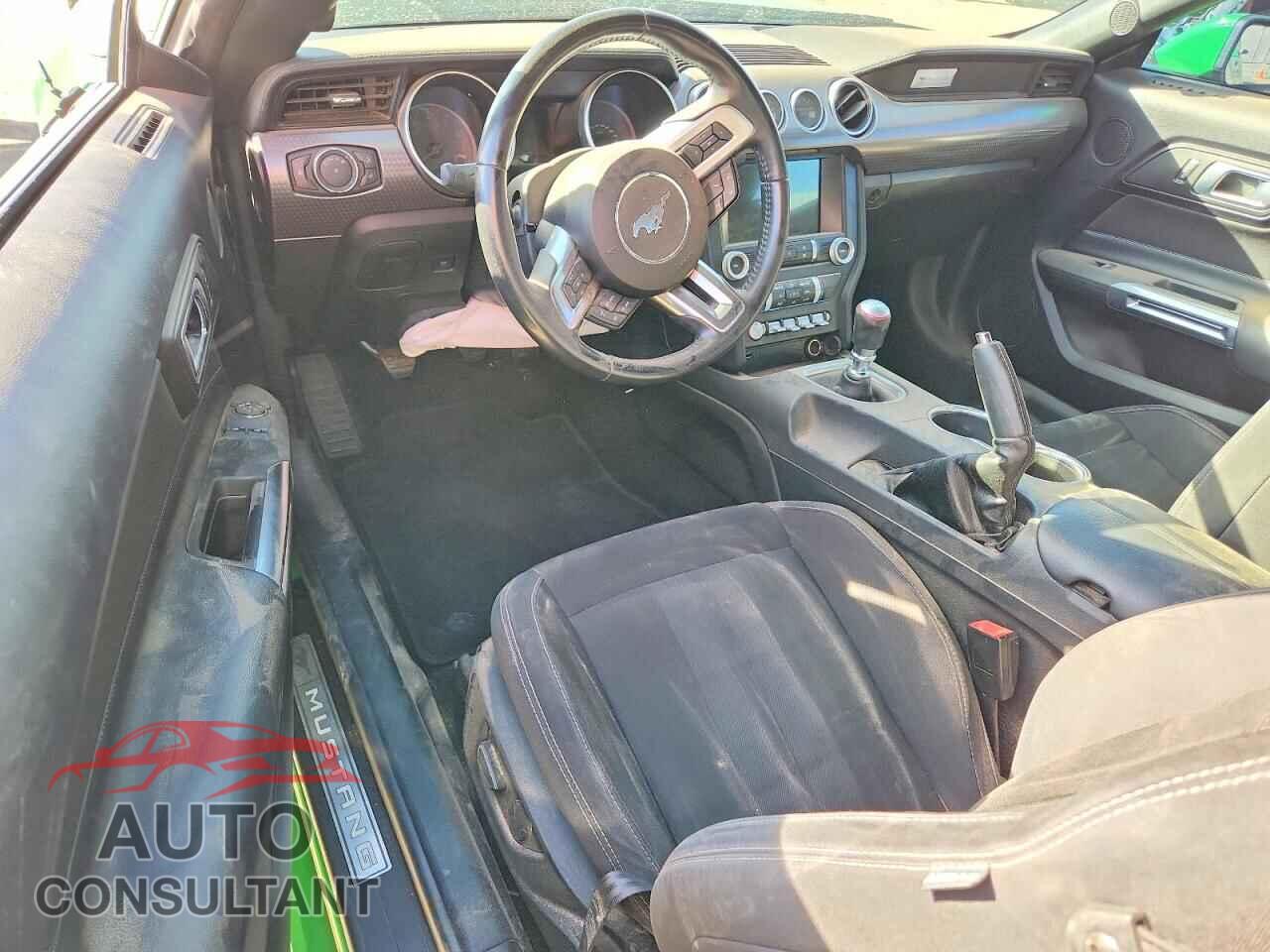 FORD MUSTANG 2019 - 1FA6P8CF5K5123261