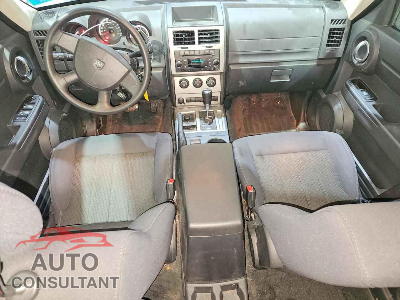 DODGE NITRO 2011 - 1D4PU4GX8BW517692