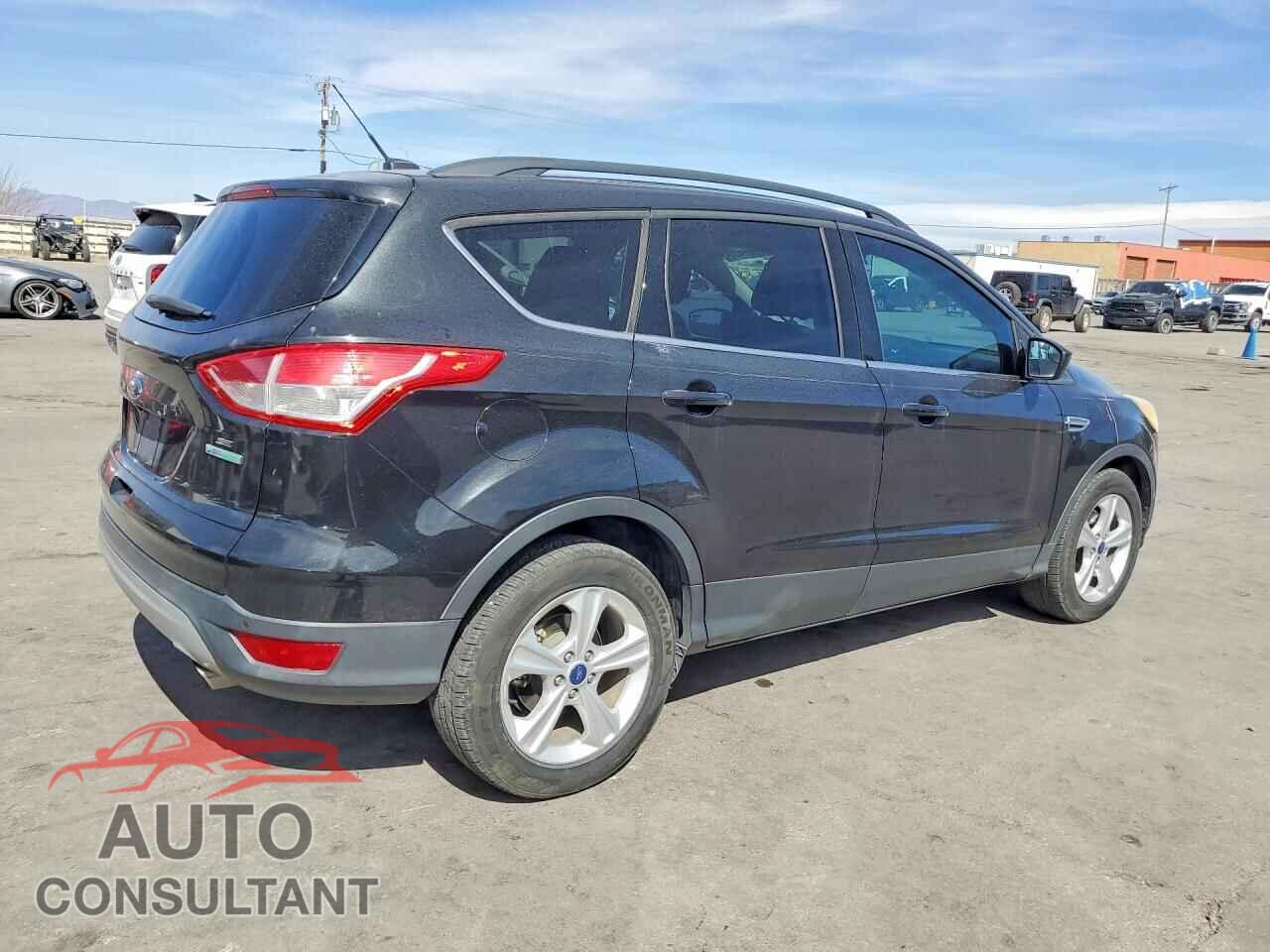 FORD ESCAPE 2015 - 1FMCU0GX7FUB72012