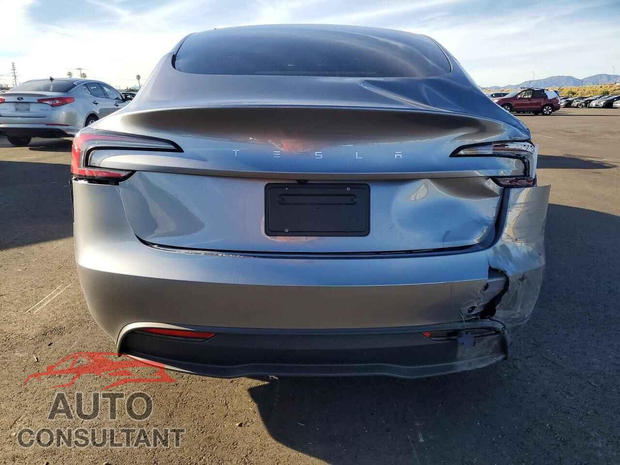 TESLA MODEL 3 2025 - 5YJ3E1EA2SF057438