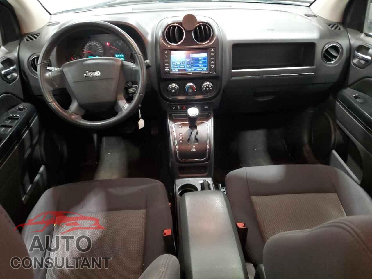 JEEP COMPASS 2010 - 1J4NF4FB6AD585093