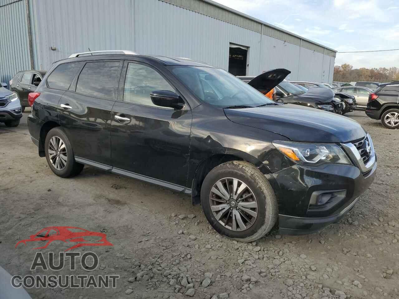 NISSAN PATHFINDER 2017 - 5N1DR2MM4HC670169