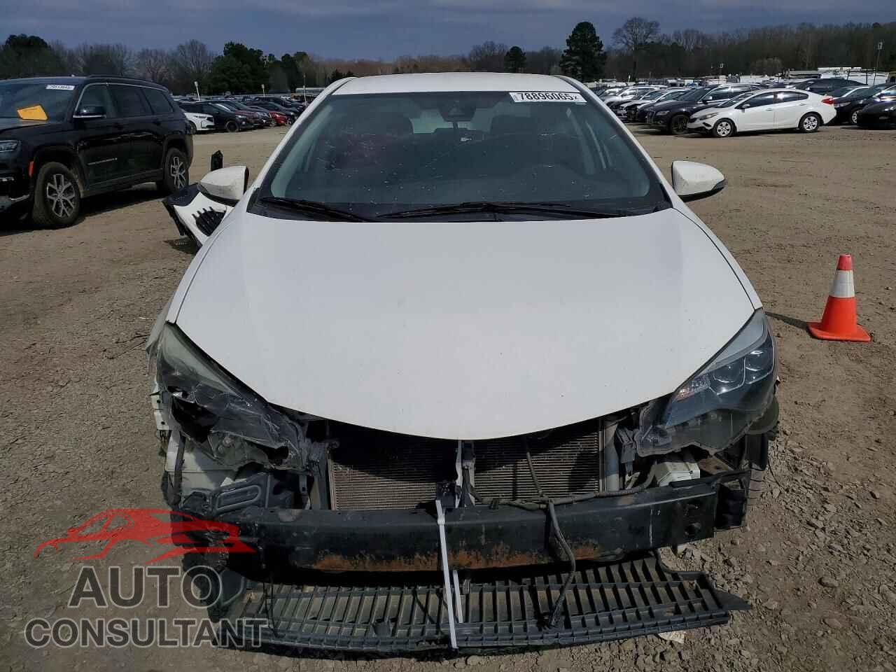 TOYOTA COROLLA 2017 - 5YFBURHEXHP637982