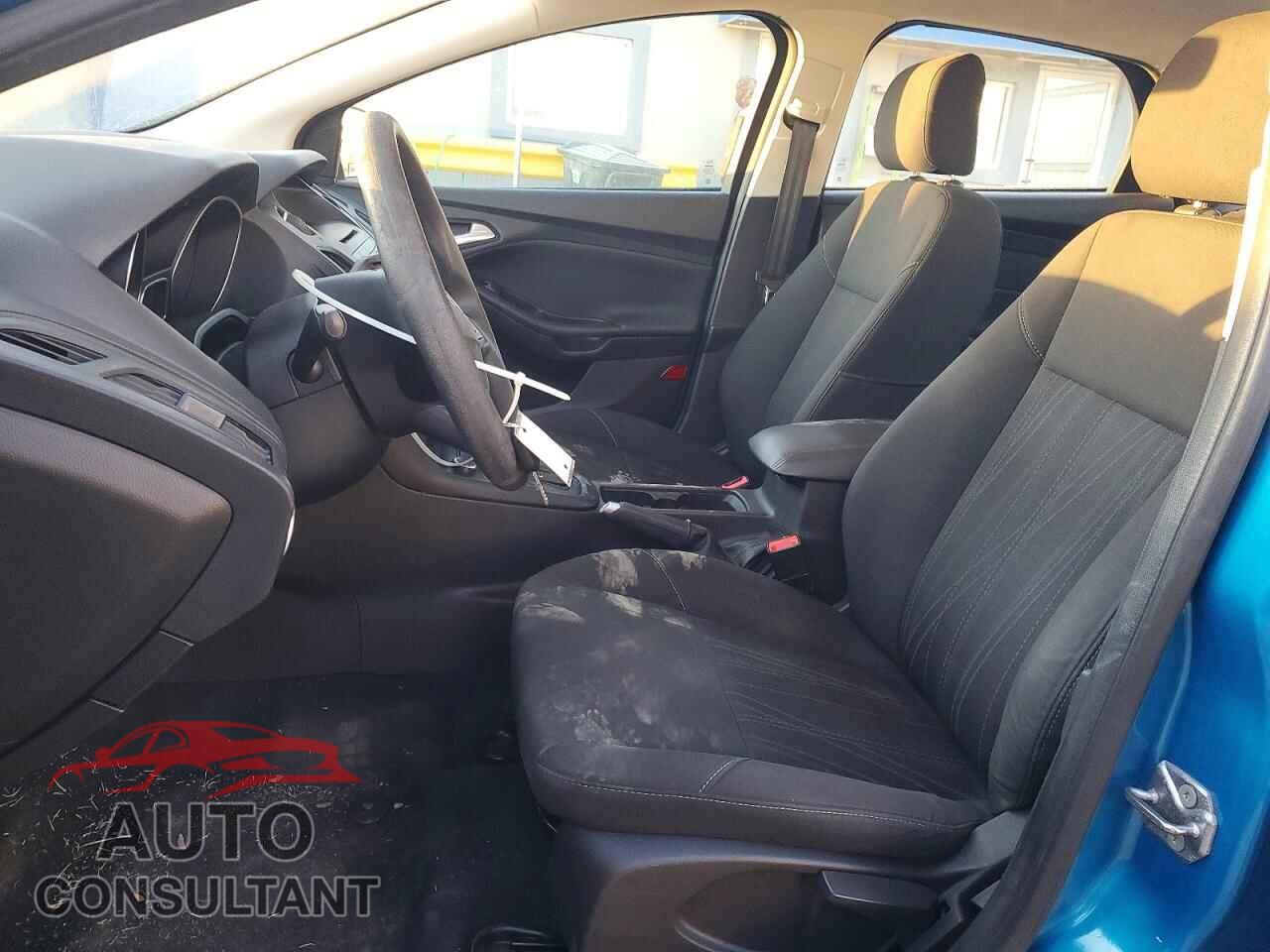 FORD FOCUS 2017 - 1FADP3F24HL203111