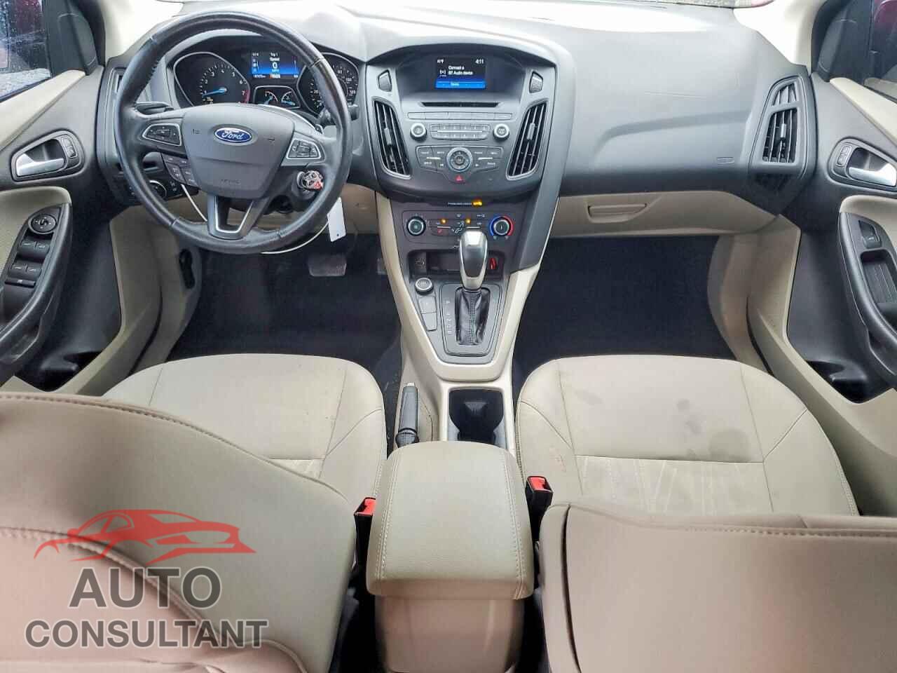 FORD FOCUS 2015 - 1FADP3F27FL281704