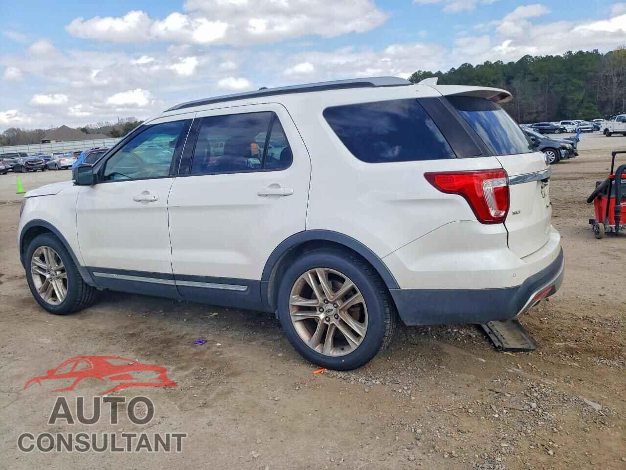 FORD EXPLORER 2017 - 1FM5K7D86HGA92013