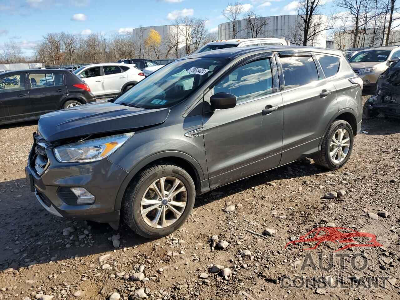 FORD ESCAPE 2017 - 1FMCU9G91HUC16935