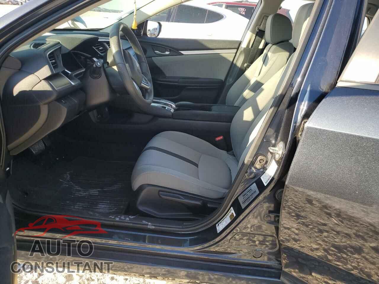 HONDA CIVIC 2018 - 2HGFC2F71JH603099
