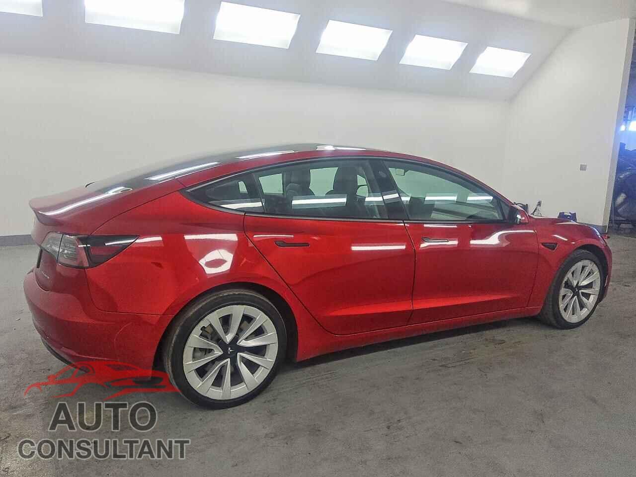 TESLA MODEL 3 2022 - 5YJ3E1EB8NF305043