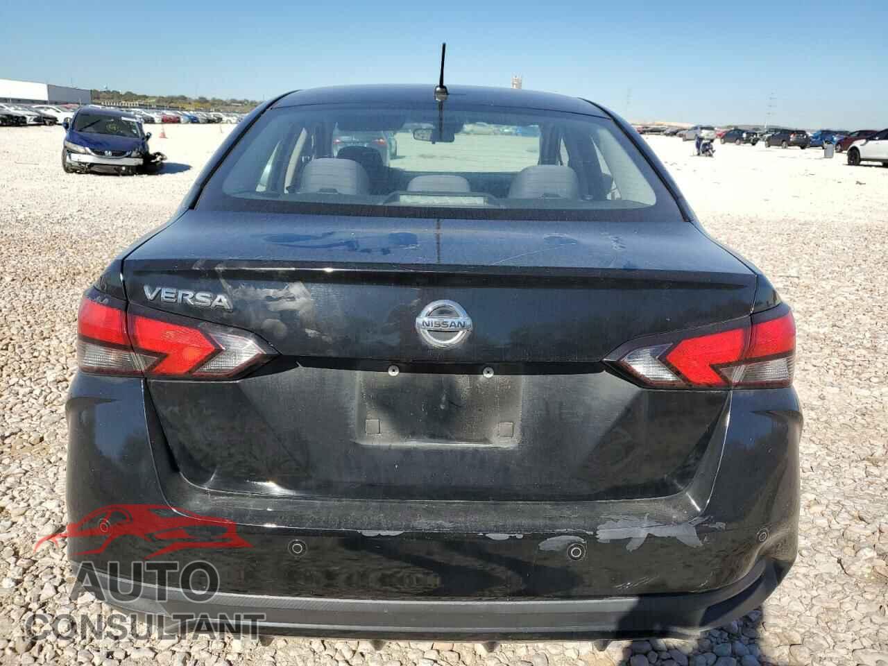 NISSAN VERSA 2020 - 3N1CN8DV3LL805682