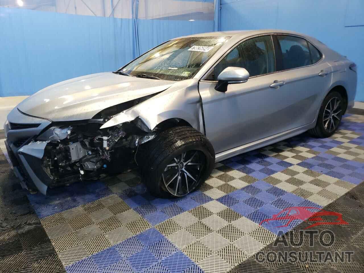 TOYOTA CAMRY 2022 - 4T1G11AK8NU498638