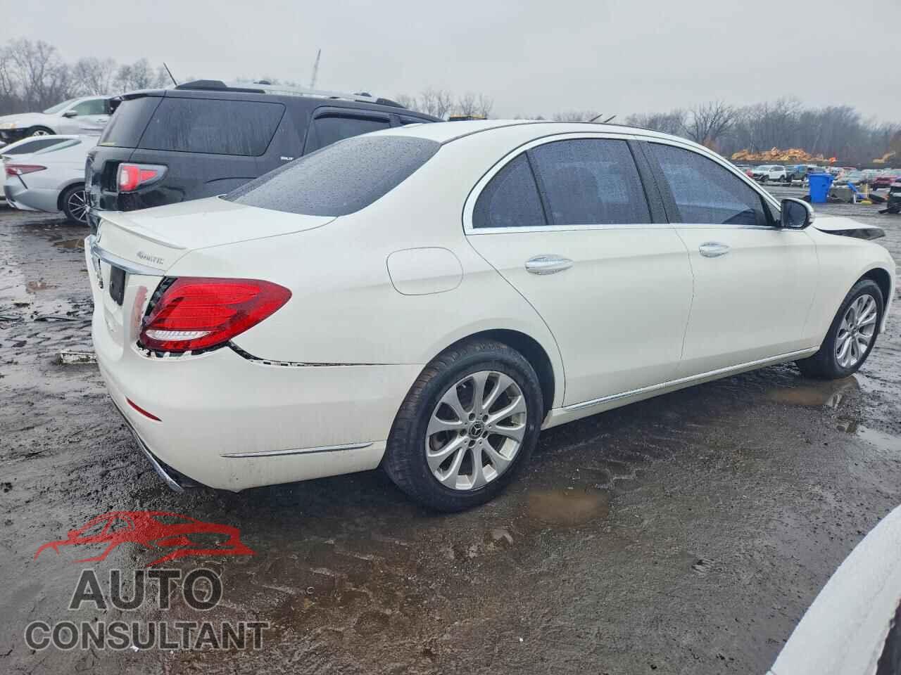 MERCEDES-BENZ E-CLASS 2019 - WDDZF4KB2KA563307