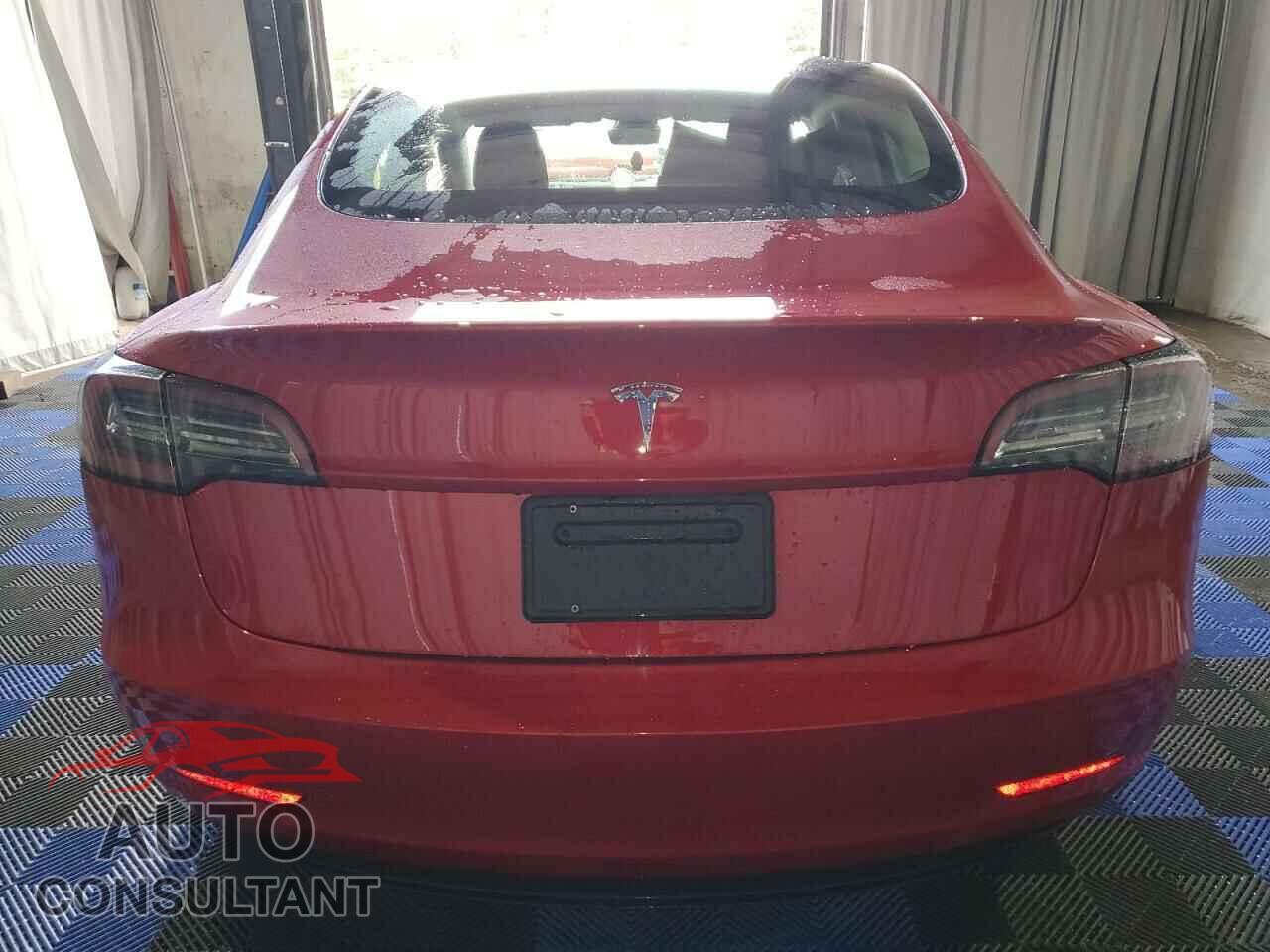 TESLA MODEL 3 2022 - 5YJ3E1EA1NF304758