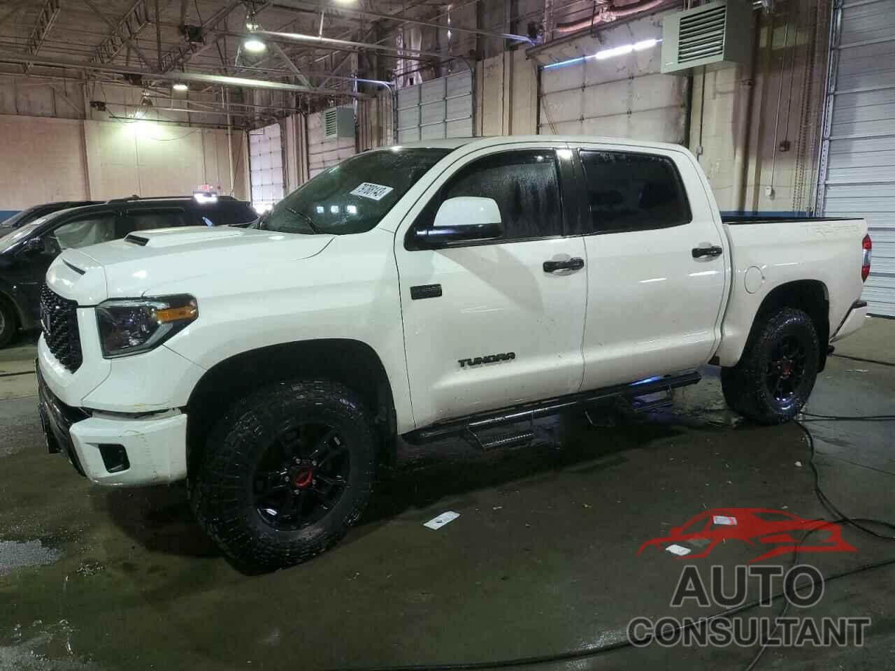 TOYOTA TUNDRA 2019 - 5TFDY5F17KX861399