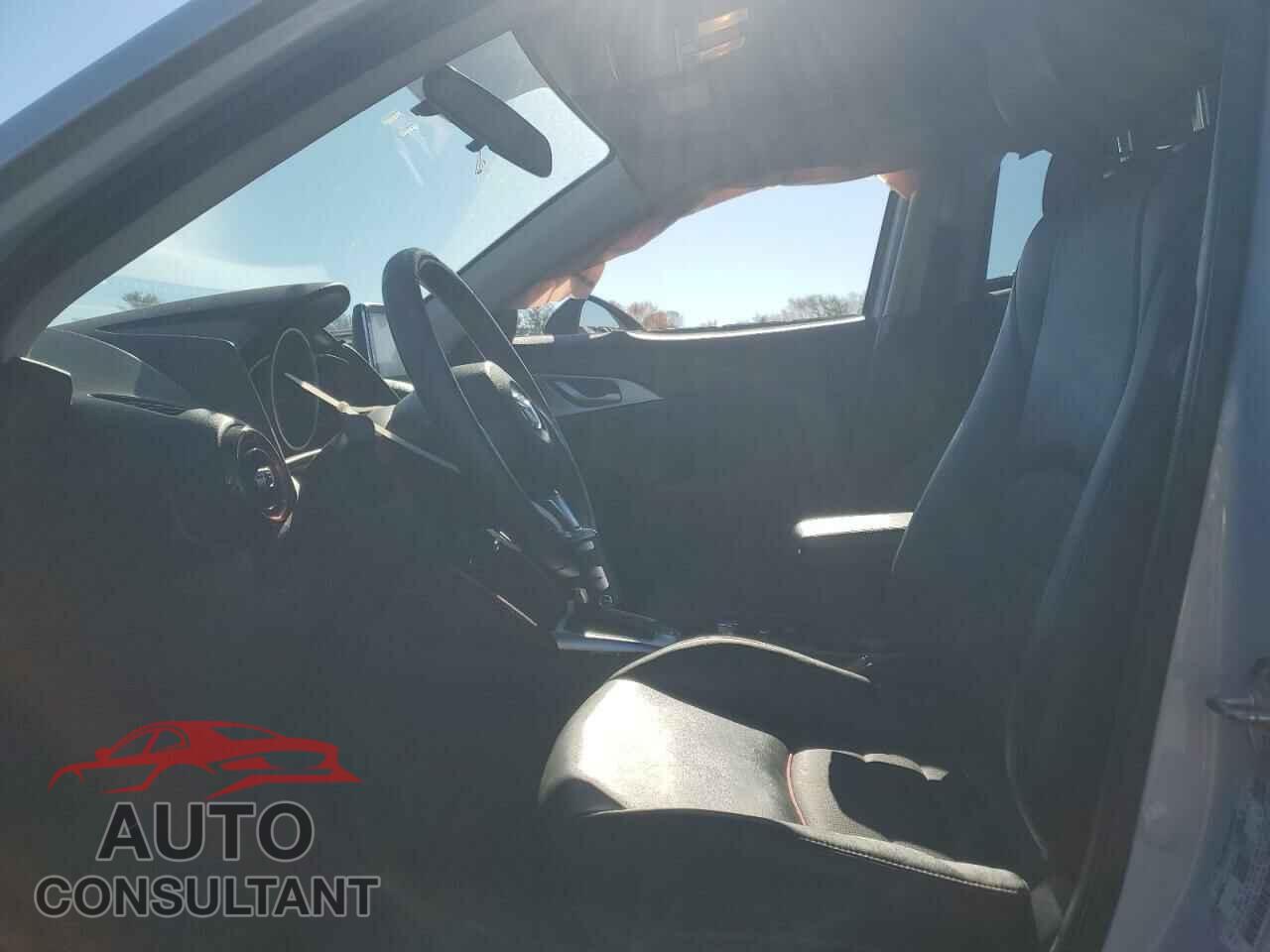 MAZDA CX-3 2016 - JM1DKFC76G0131354