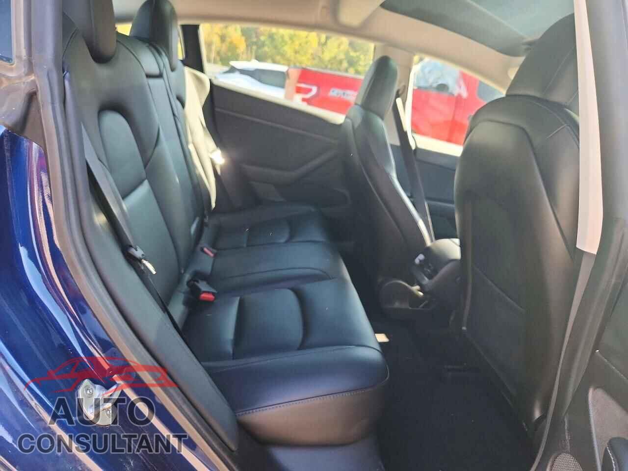 TESLA MODEL 3 2021 - 5YJ3E1EB7MF988187