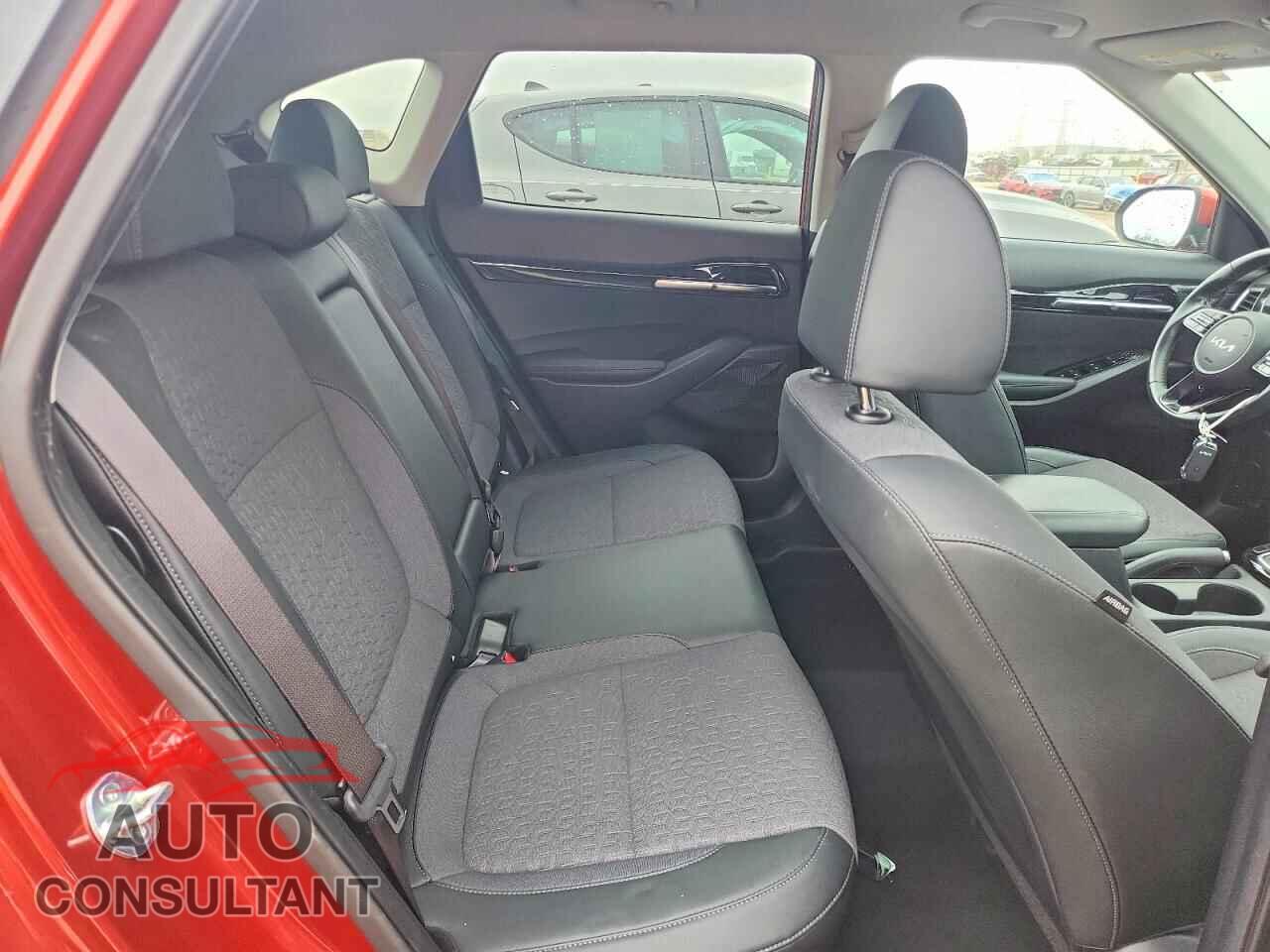KIA SELTOS 2024 - KNDEUCAA0R7561581