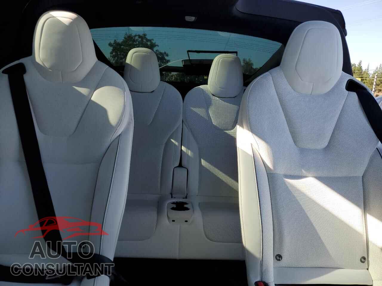 TESLA MODEL X 2023 - 7SAXCBE61PF429385
