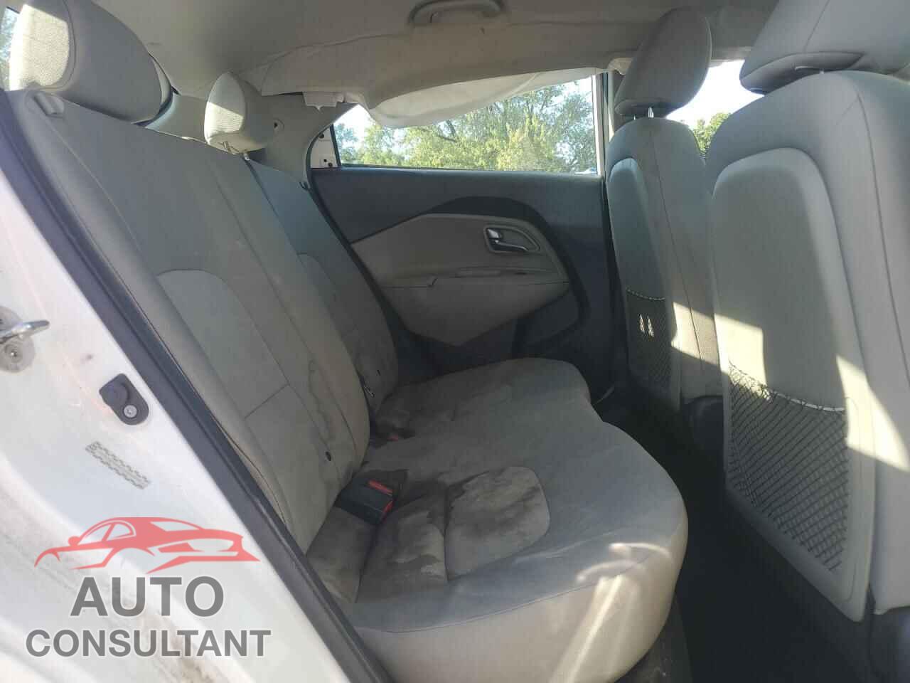 KIA RIO 2016 - KNADM5A36G6640066
