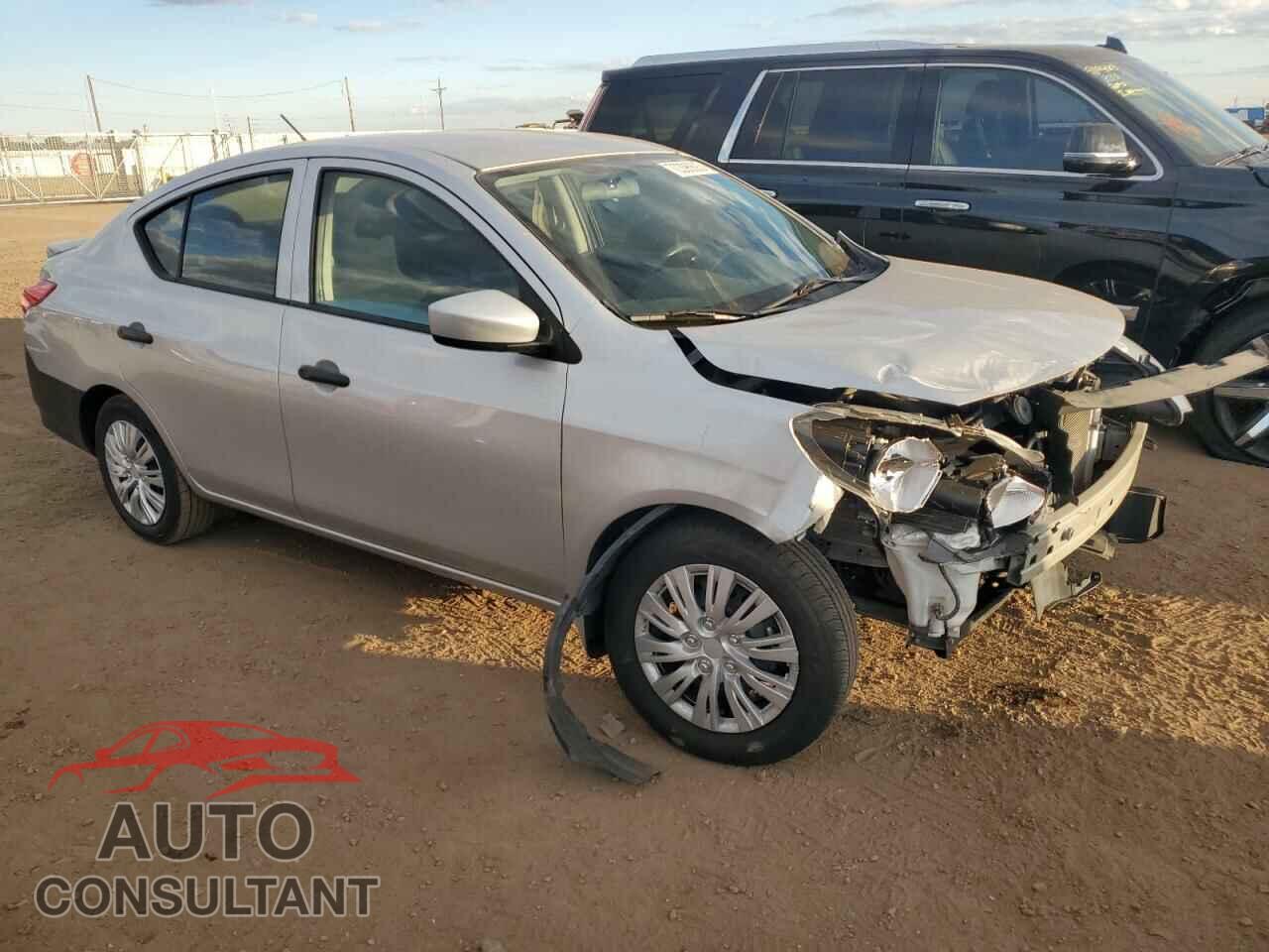 NISSAN VERSA 2017 - 3N1CN7AP9HL818217