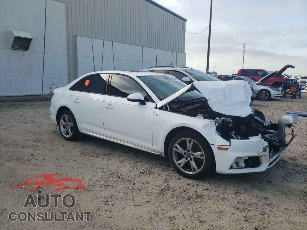 AUDI A4 2018 - WAUKMAF40JA173961