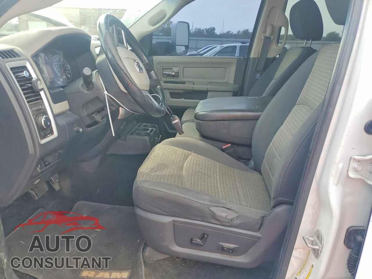 DODGE RAM 2500 2011 - 3D7UT2CL0BG524070