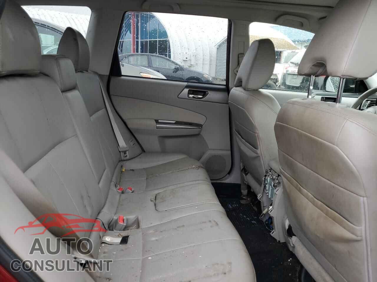 SUBARU FORESTER 2013 - JF2SHAEC9DH437420