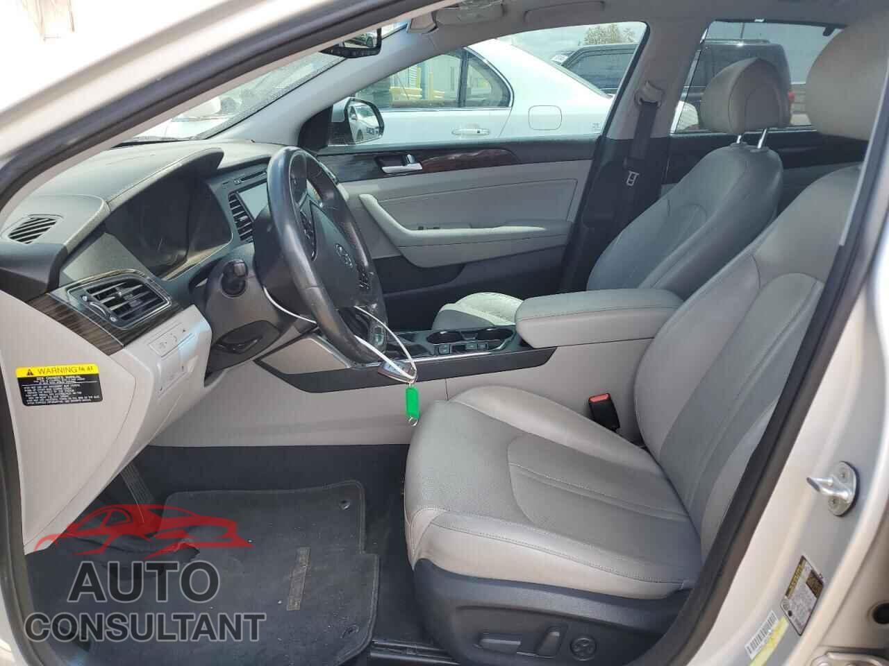 HYUNDAI SONATA 2016 - KMHE34L15GA014792