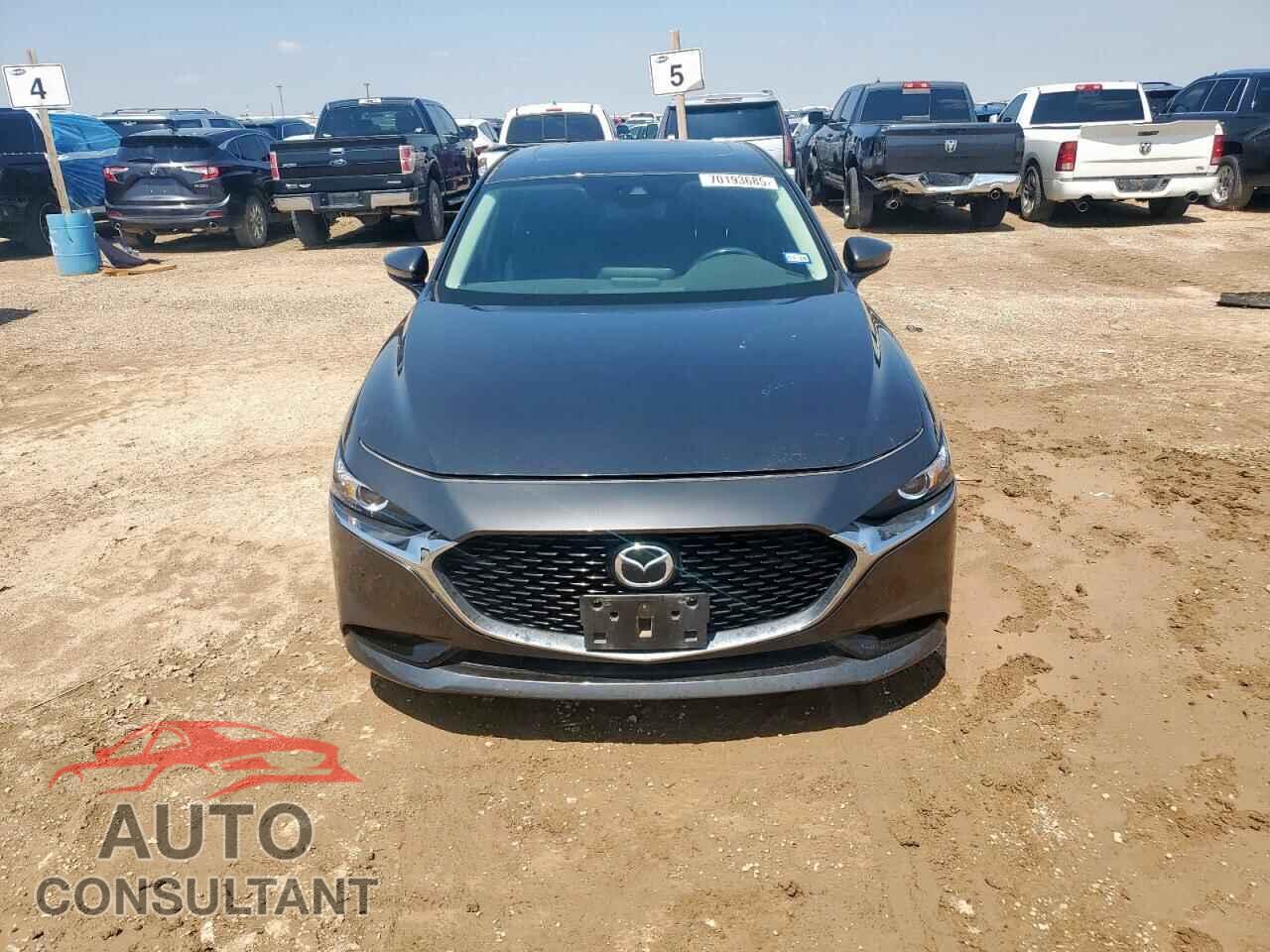 MAZDA 3 2023 - 3MZBPACM7PM356829