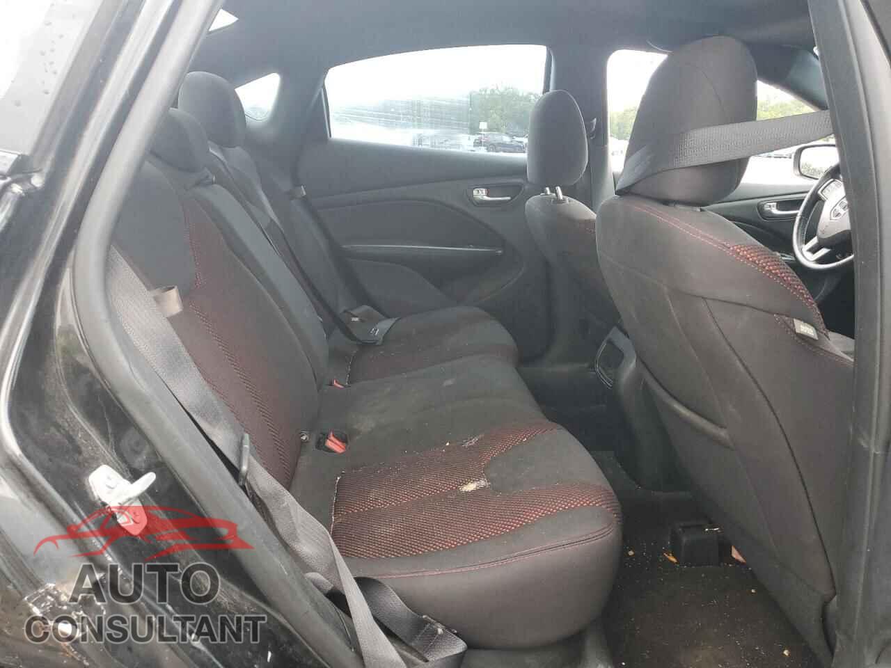 DODGE DART 2015 - 1C3CDFBB3FD337383
