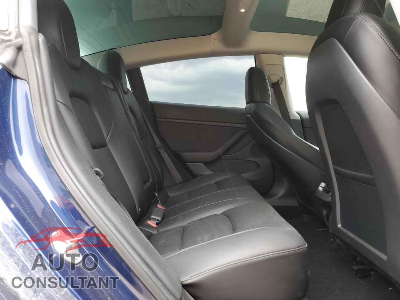 TESLA MODEL 3 2022 - 5YJ3E1ECXNF321737