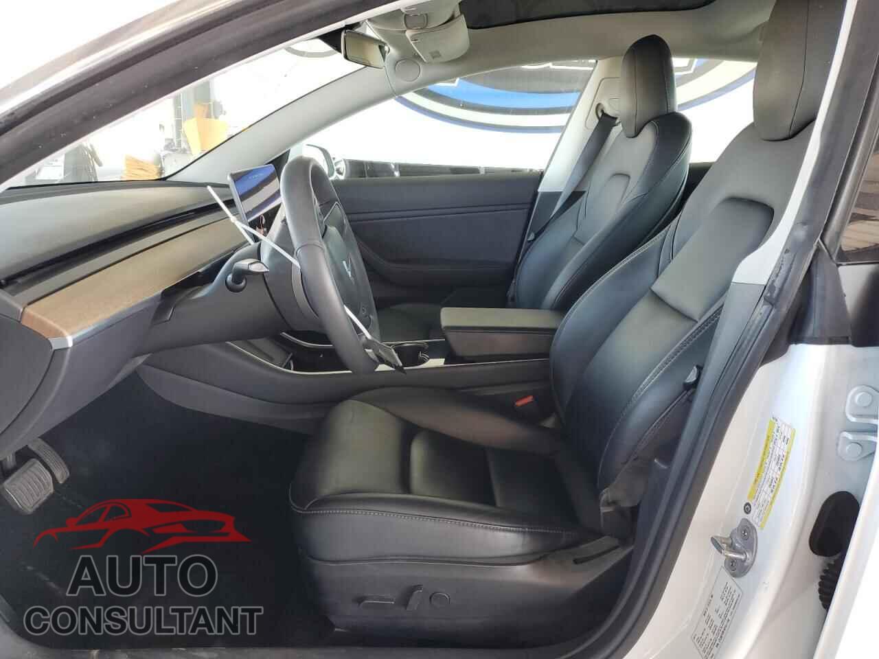 TESLA MODEL 3 2019 - 5YJ3E1EB1KF511154