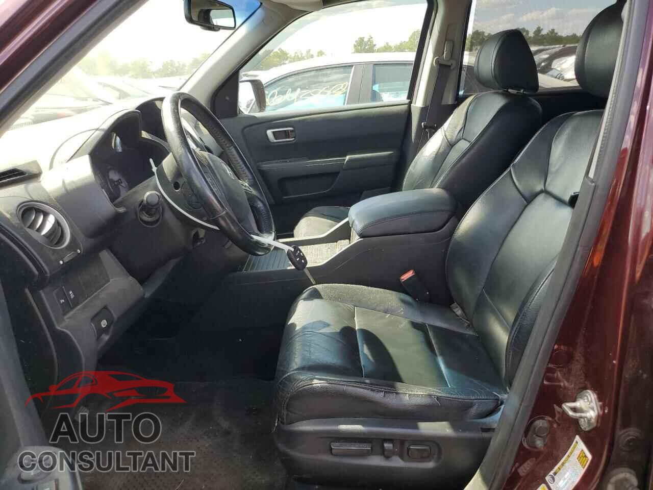 HONDA PILOT 2012 - 5FNYF4H97CB070127