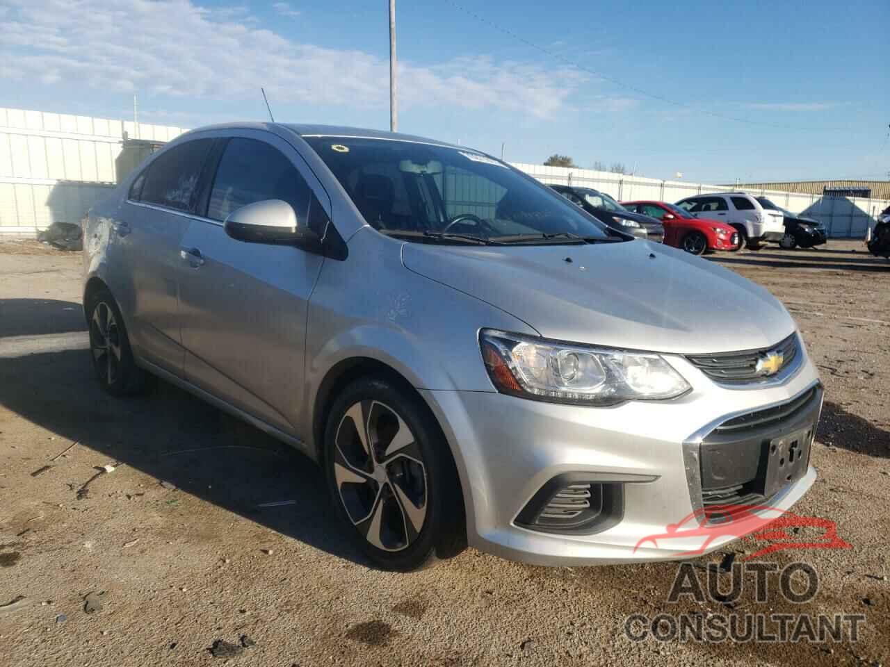 CHEVROLET SONIC 2017 - 1G1JF5SBXH4120125