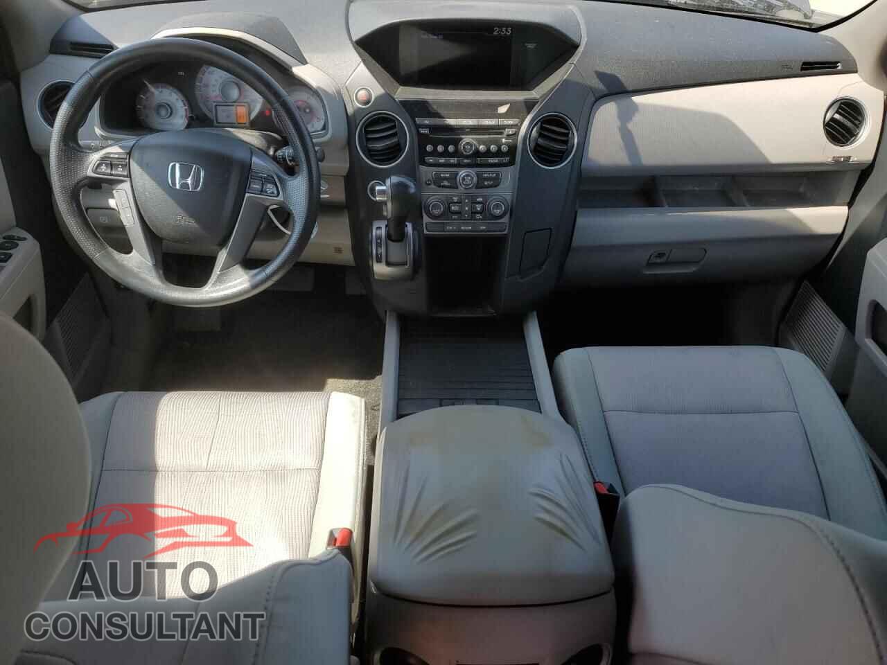 HONDA PILOT 2015 - 5FNYF4H42FB022561