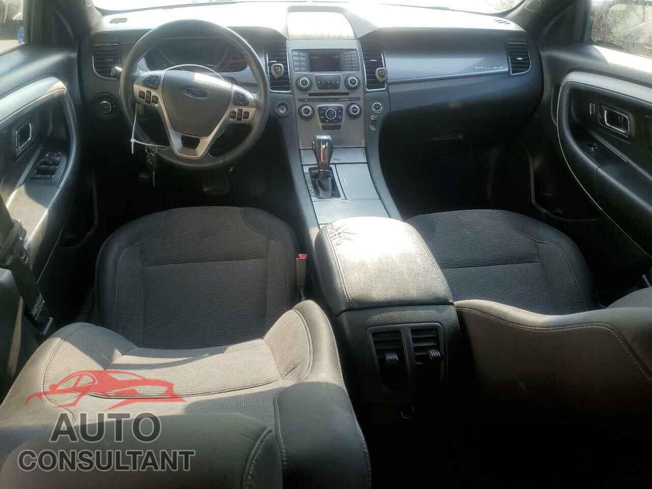 FORD TAURUS 2017 - 1FAHP2E81HG125509