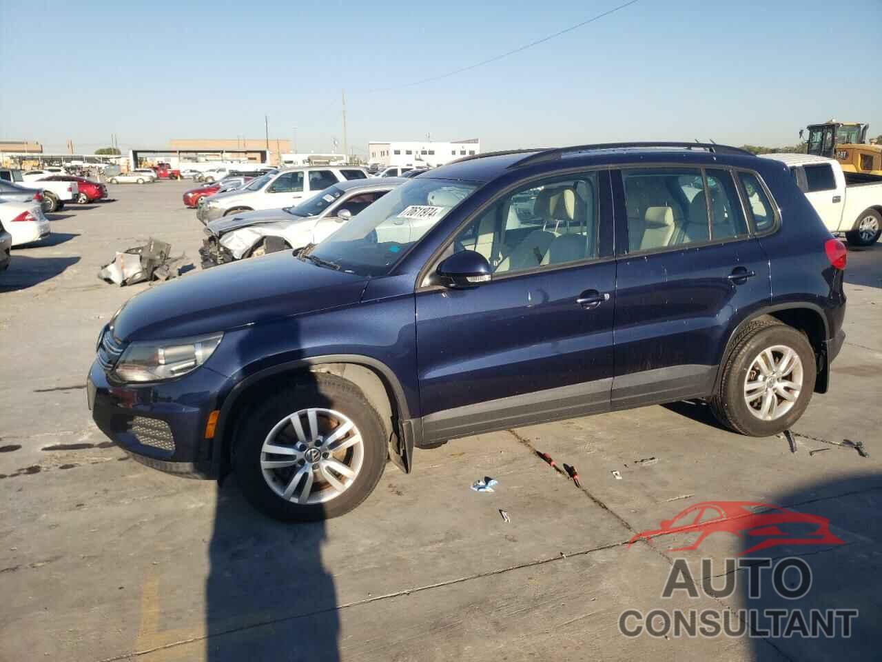 VOLKSWAGEN TIGUAN 2016 - WVGBV7AX4GW588289