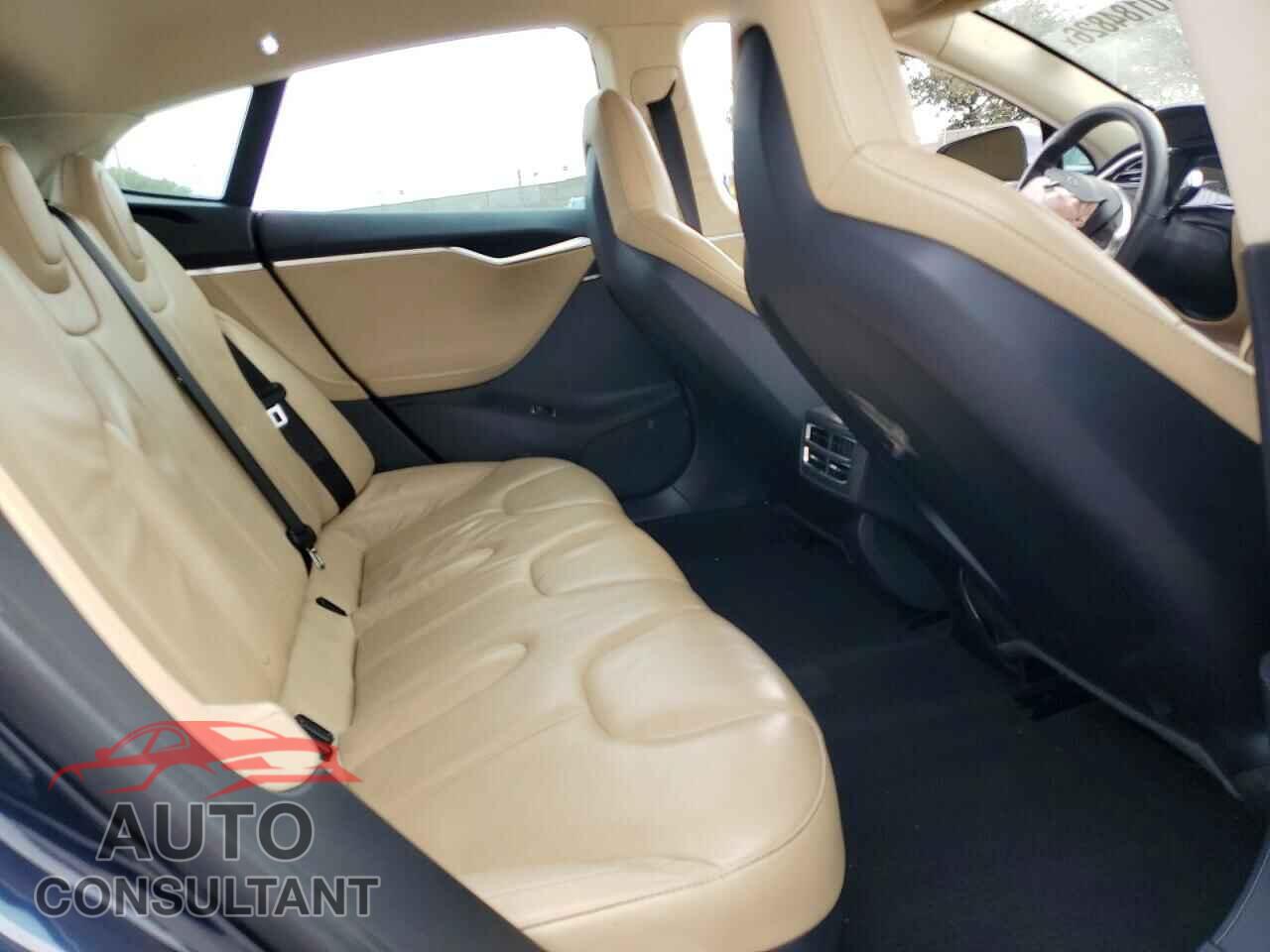 TESLA MODEL S 2012 - 5YJSA1CN1CFP01302