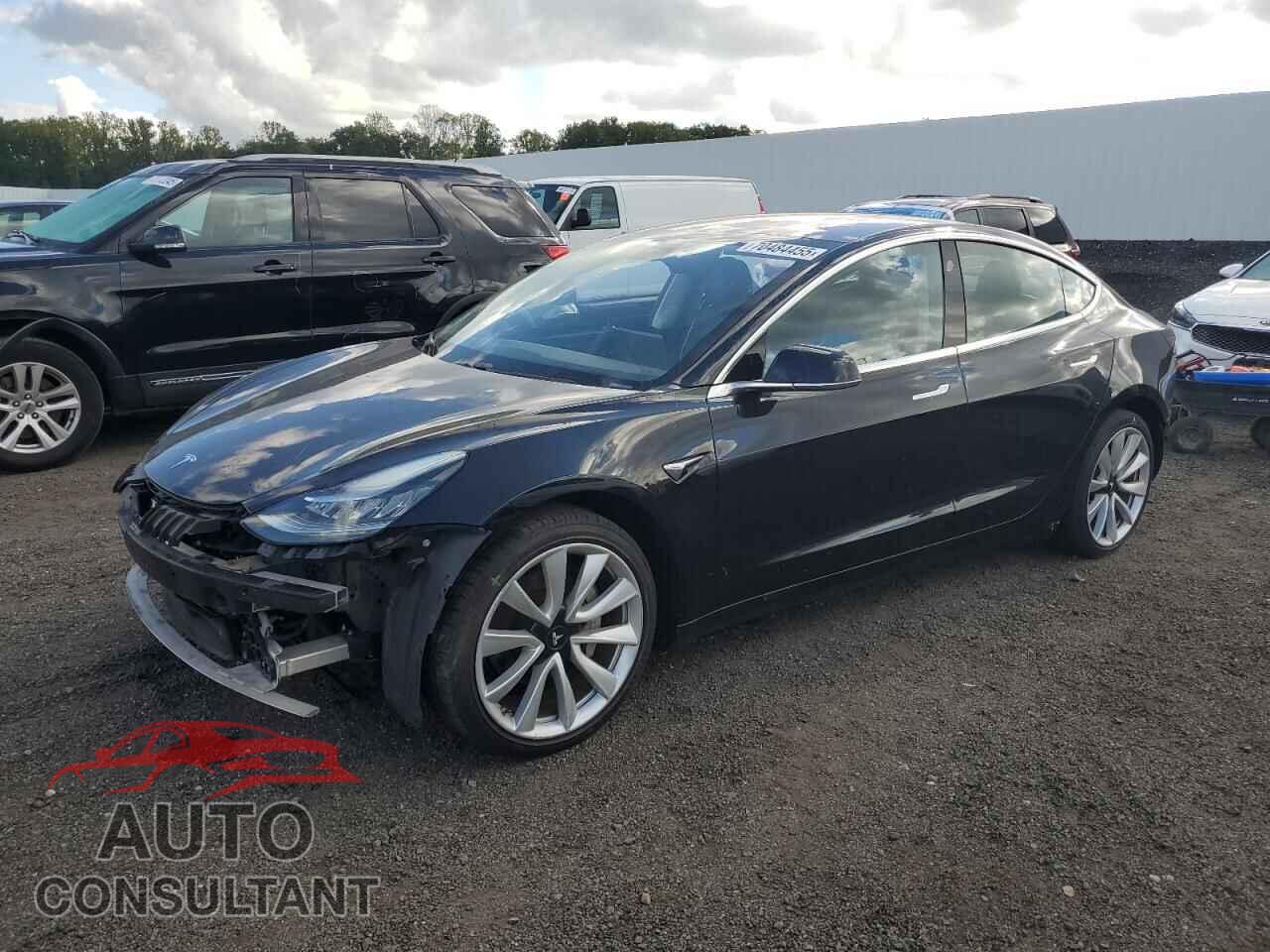 TESLA MODEL 3 2018 - 5YJ3E1EA1JF070910