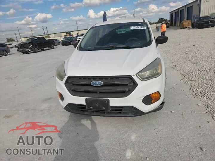 FORD ESCAPE 2017 - 1FMCU0F77HUB42299