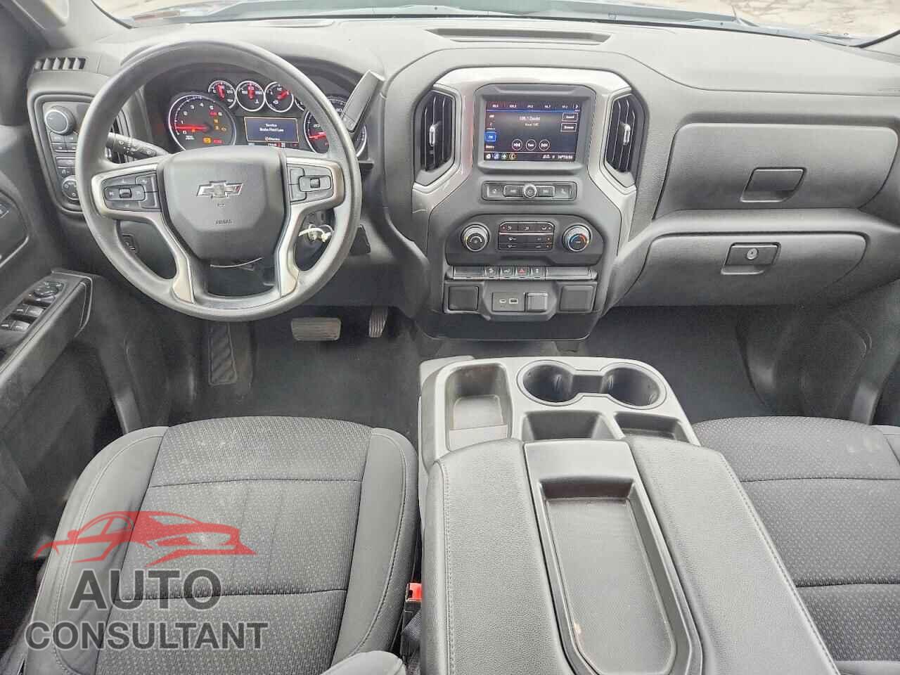 CHEVROLET SILVERADO 2021 - 1GCPYCEF5MZ283003
